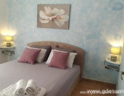 Apartamentos Maslovar, , alojamiento privado en Tivat, Montenegro - IMG_20220520_154332_SkP7ibHwno_1000x